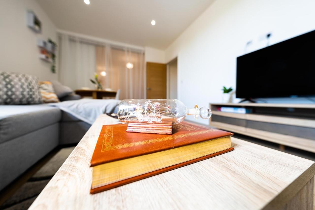 Mission Wave - Venture Apartment Staines-upon-Thames Ngoại thất bức ảnh