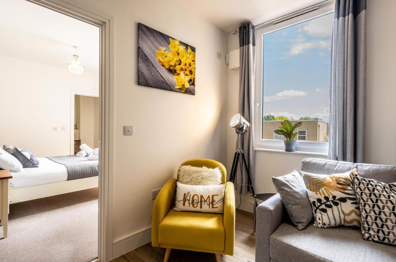 Mission Wave - Venture Apartment Staines-upon-Thames Ngoại thất bức ảnh