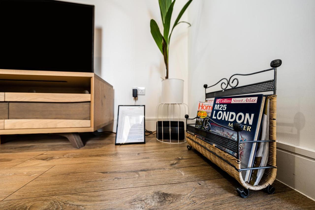 Mission Wave - Venture Apartment Staines-upon-Thames Ngoại thất bức ảnh
