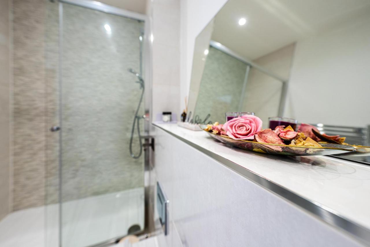 Mission Wave - Venture Apartment Staines-upon-Thames Ngoại thất bức ảnh